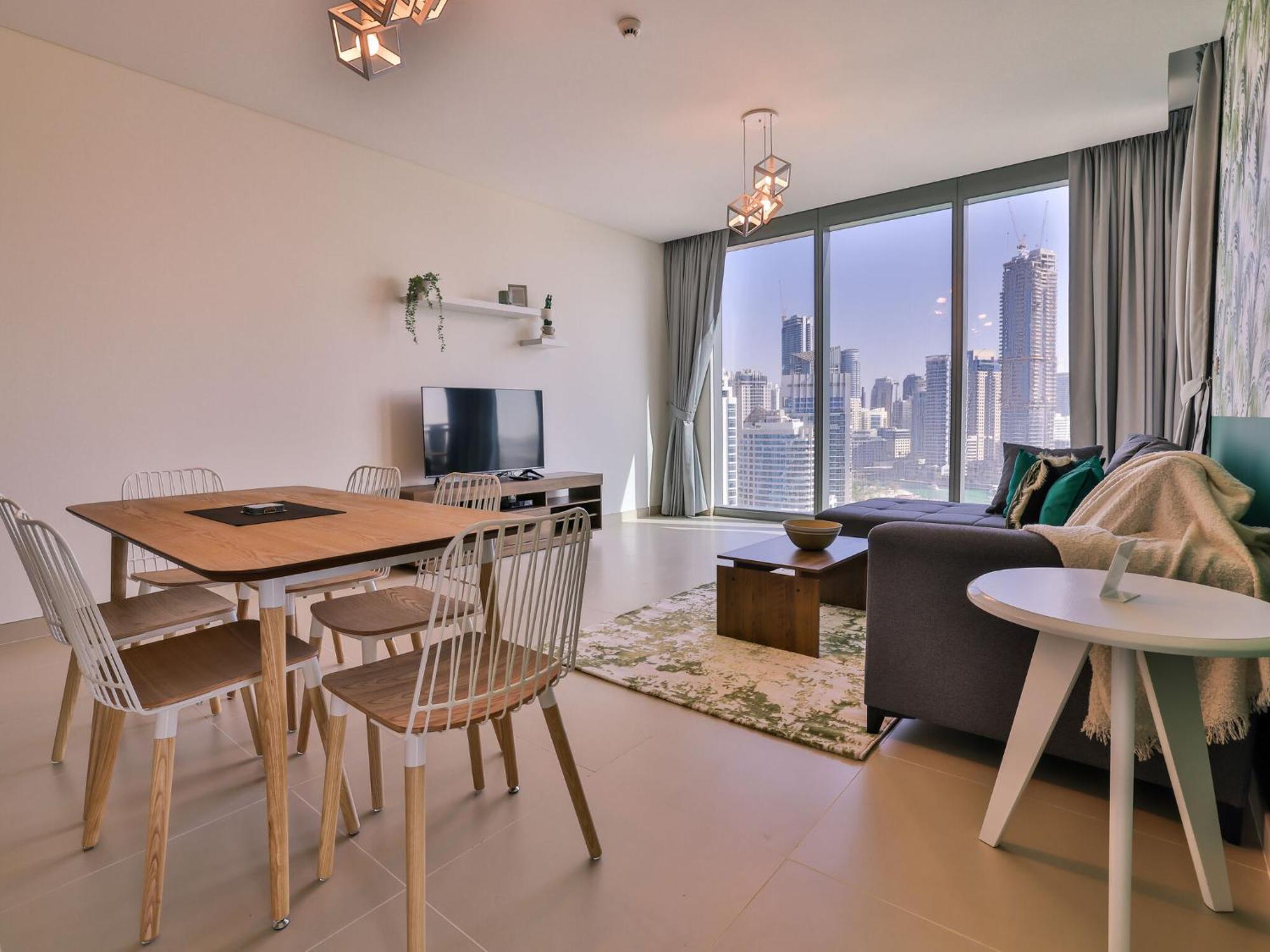 Luxurious Apartments Dubai Marina Views Pool Gym By Sojo Stay Exterior foto